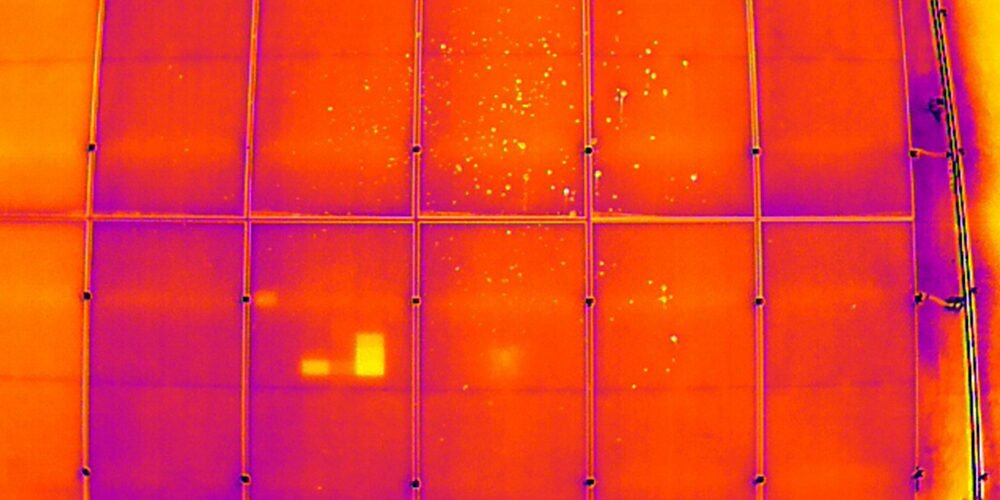 ตรวจแผงโซล่าเซลล์